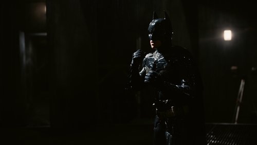 Batman: The Dark Knight Rises - Người Dơi: Kỵ Sĩ Bóng Đêm Trỗi Dậy - Hình 1