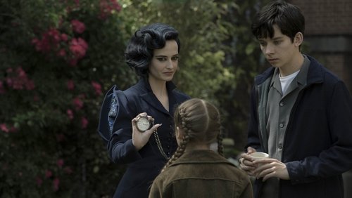 Miss Peregrine's Home for Peculiar Children - Mái Ấm Lạ Kỳ Của Cô Peregrine - Hình 3