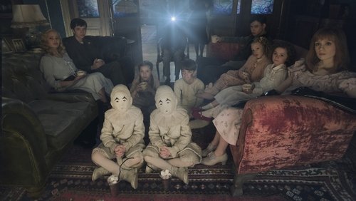 Miss Peregrine's Home for Peculiar Children - Mái Ấm Lạ Kỳ Của Cô Peregrine - Hình 4